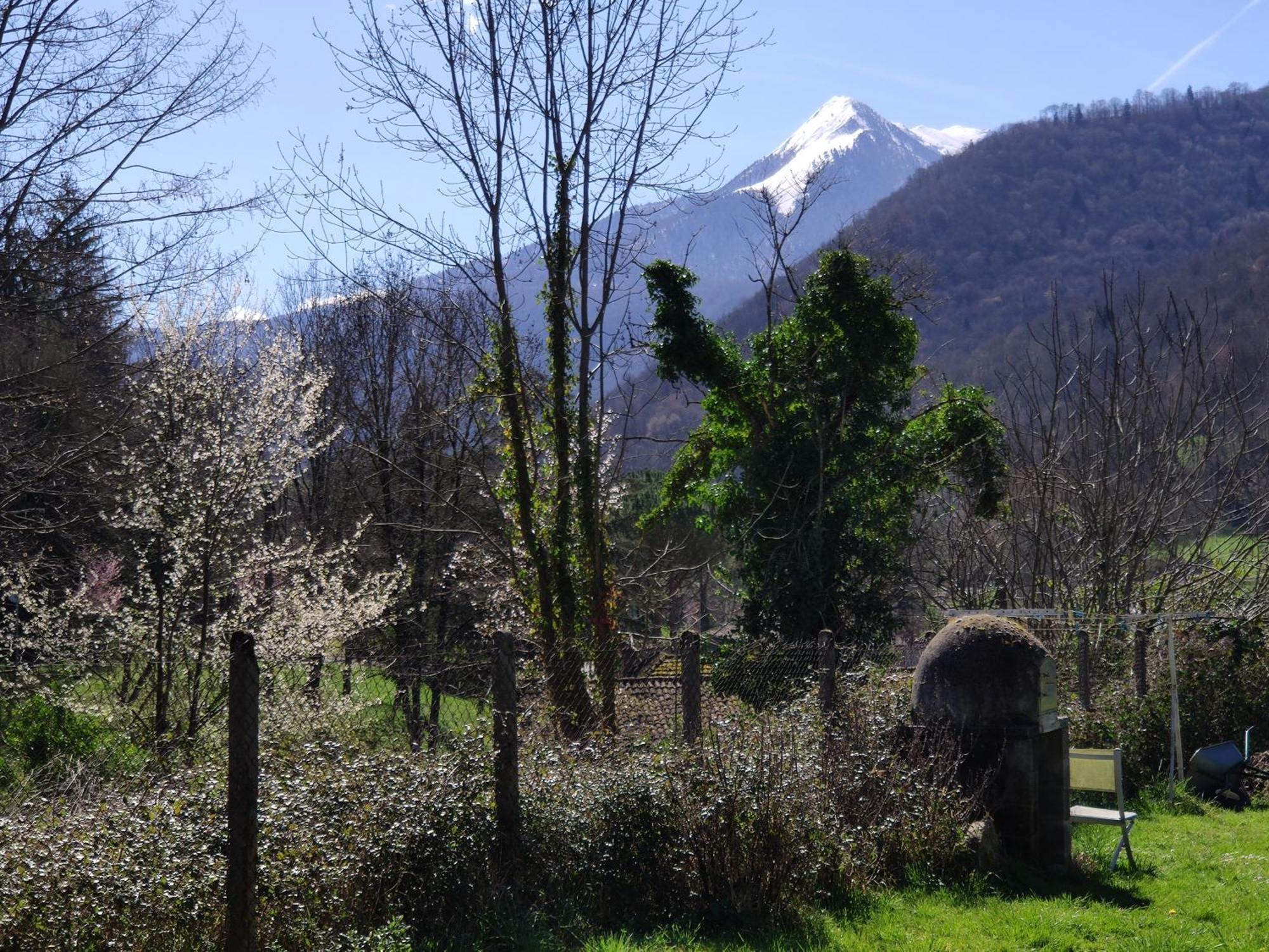 Maison Au Pied De La Montagne Aspet Luaran gambar
